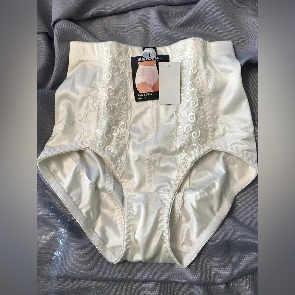 NIP Vintage Eva Cervantes Firm Control Briefs / Panties Sz S